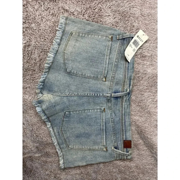 Roxy Blaze Gemoetric Embroidered Boho Festival Cut Off Raw Hem Shorts Size 11 - Picture 9 of 16
